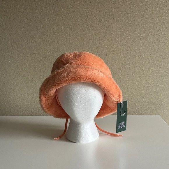 Wild Fable Women’s Fuzzy Orange Bucket Hat One Size NWT - Picture 1 of 4
